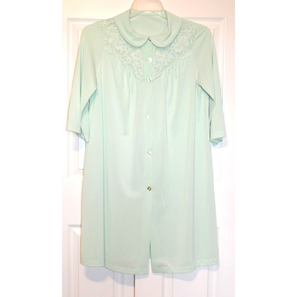 Vintage Shadowline Light Green Nylon Robe Women's Small Button Front 3/4 Sleeve